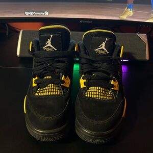 Jordan Kids Black and Yellow Sneakers